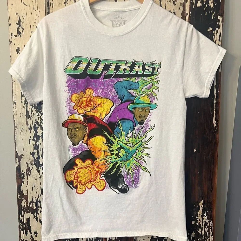 OutKast Cartoon Graphic unisex T-shirt. Size S.  Big Boi. Andre 3K. ATLiens.